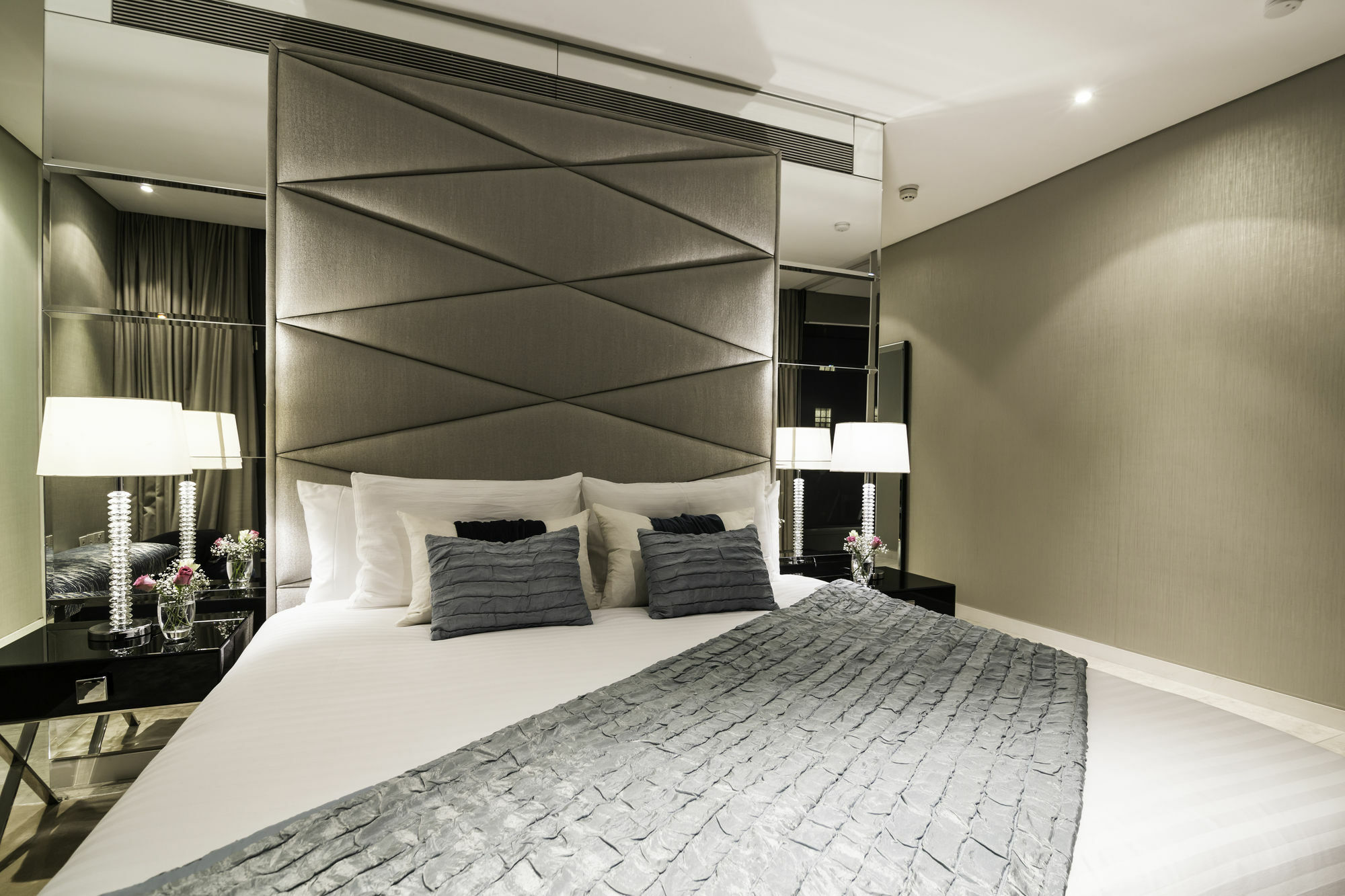 דירות לונדון Chic Residency At Marble Arch מראה חיצוני תמונה